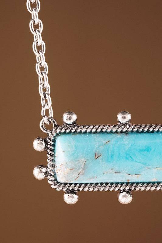 Dust & Stone Bar Necklace