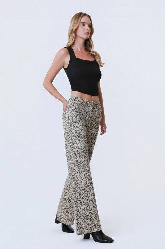 Leopard Print Wide Leg Jeans for Stylish Comfort