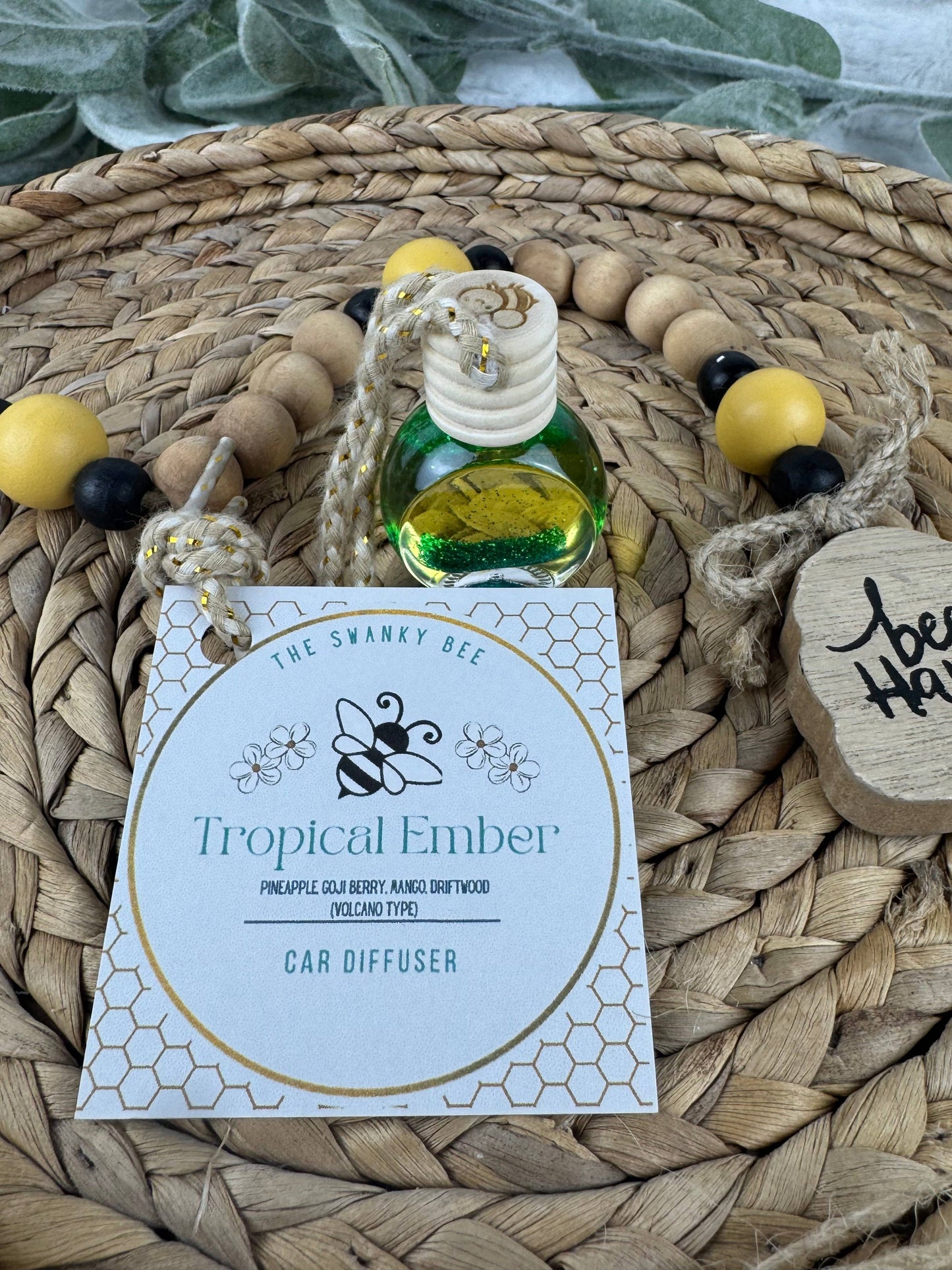 Swanky Bee Car Diffuser – Tropical Ember with Pineapple & Driftwood