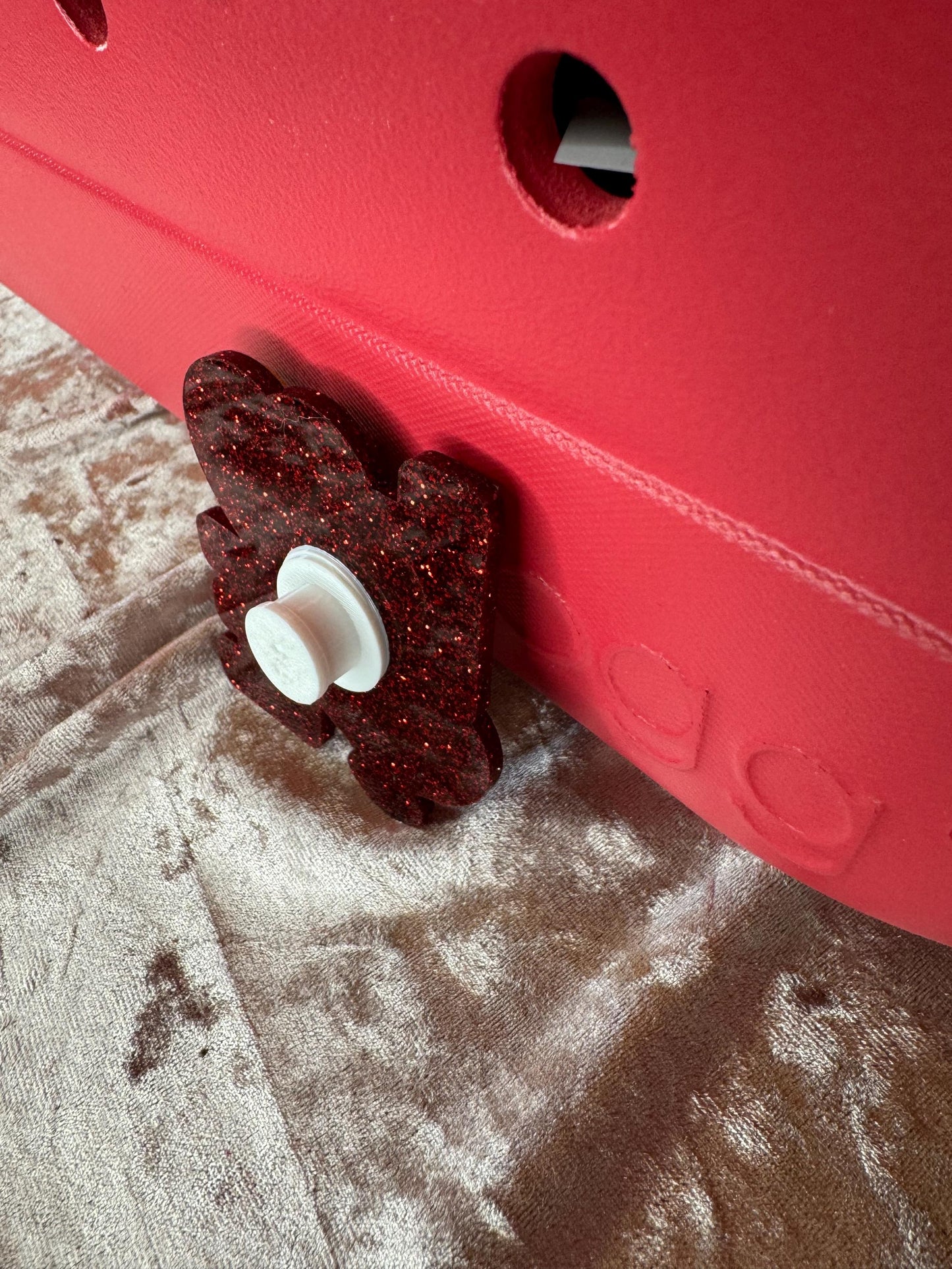 Tennis Love Bogg Bag Charm: Heart-Shaped Sports Accessory