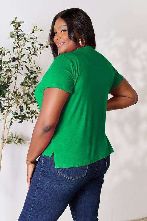Basic Bae Full Size Round Neck Short Sleeve T-Shirt - Casual Everyday Top - Essential Wardrobe Staple - Plus Size Available