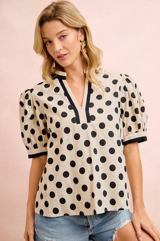 Polka Dot Blouse with Contrast Edge for Everyday Wear