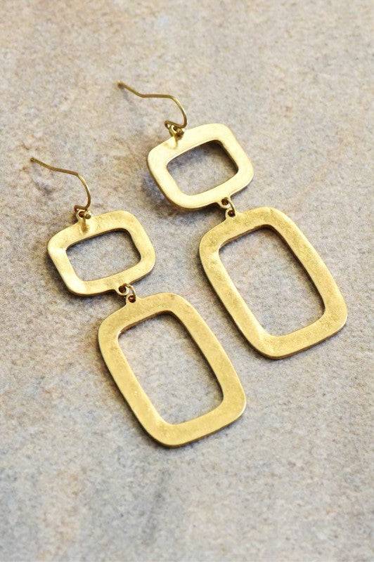 Lightweight Hammered Metal Drop Earrings for Effortless Shine
