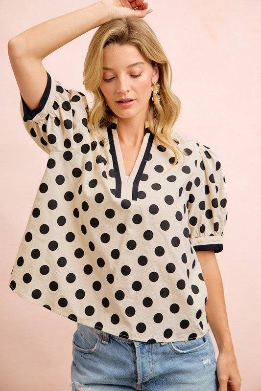 Polka Dot Blouse with Contrast Edge for Everyday Wear