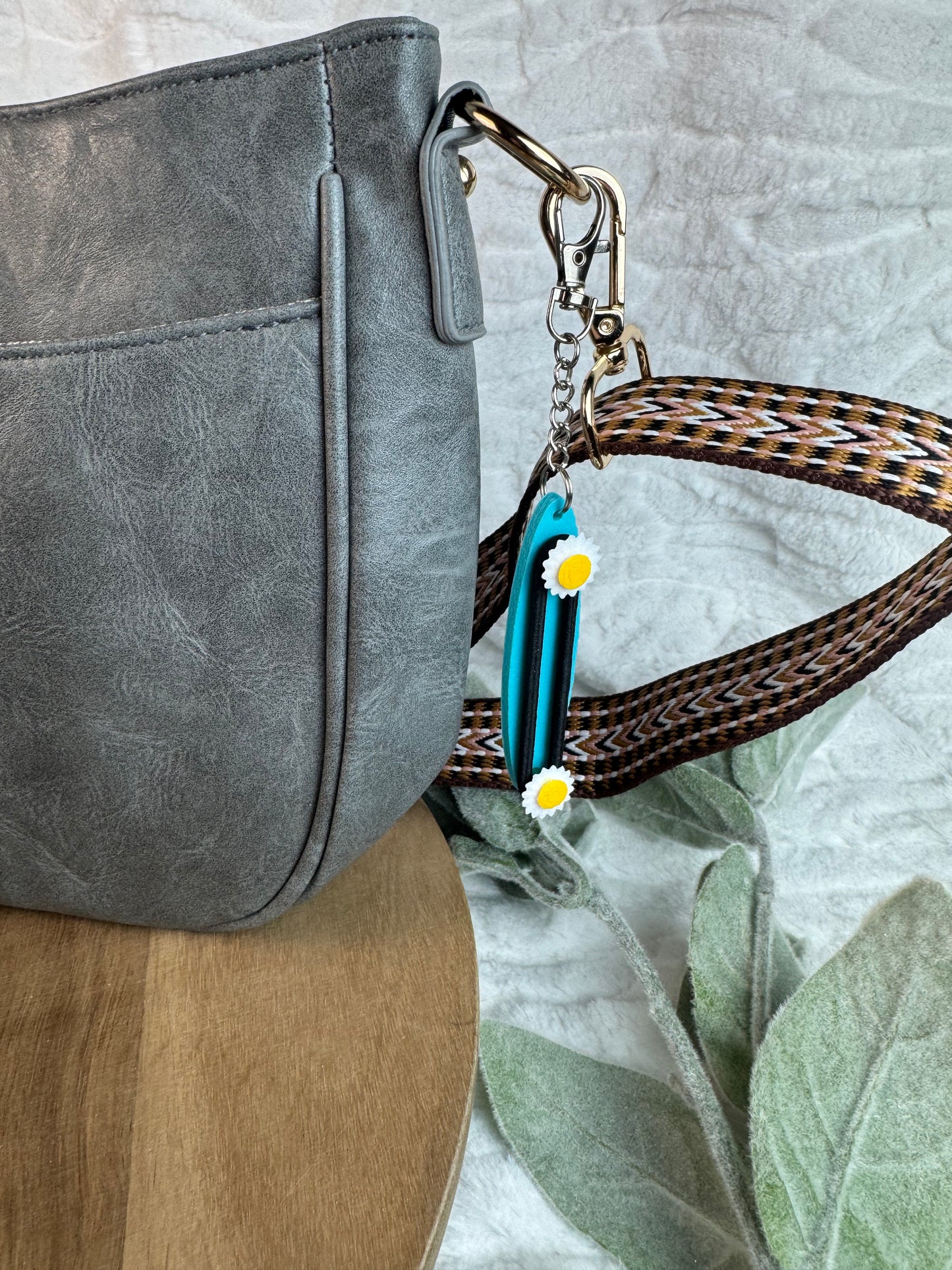 Hair Tie Holder Keychain - Convenient Hair Accessory