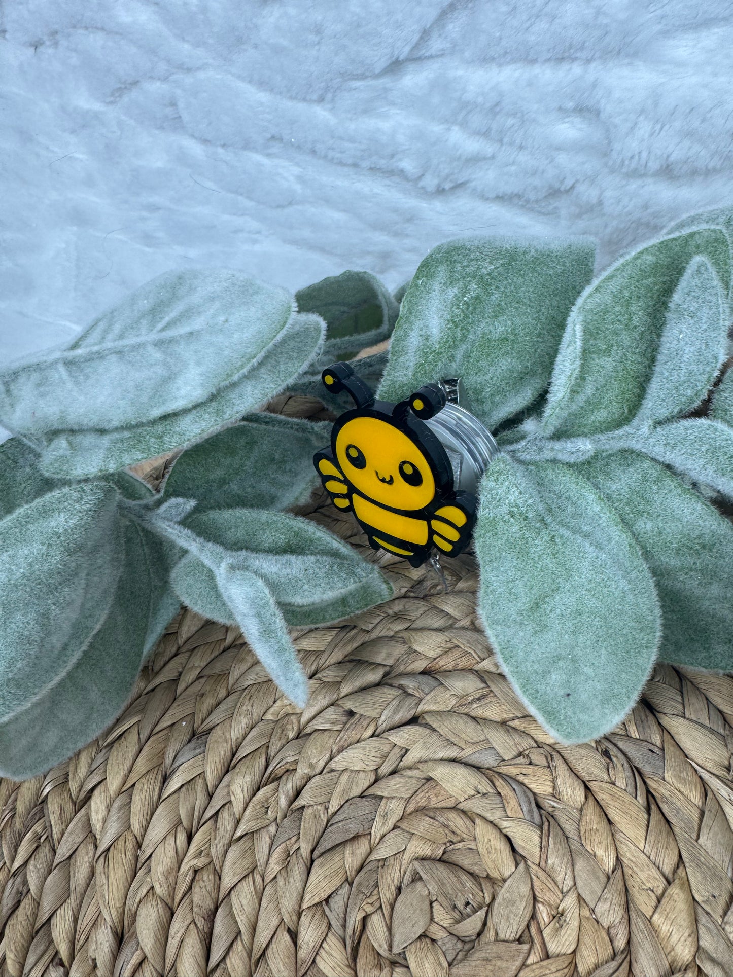 Cute Bumblebee Interchangeable Badge Reel – Fun Retractable ID Holder
