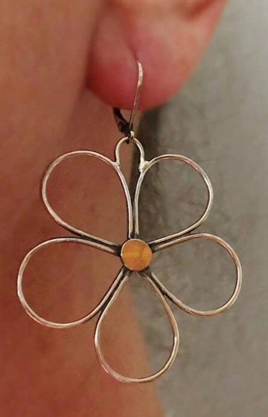 Vintage Boho Hollow Flower Metal Pendant Earrings