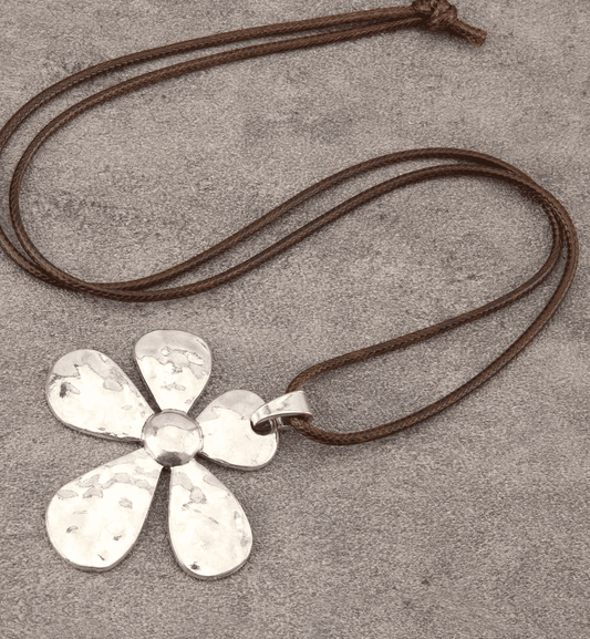 Simple Silver Asymmetrical Sunflower Pendant Necklace
