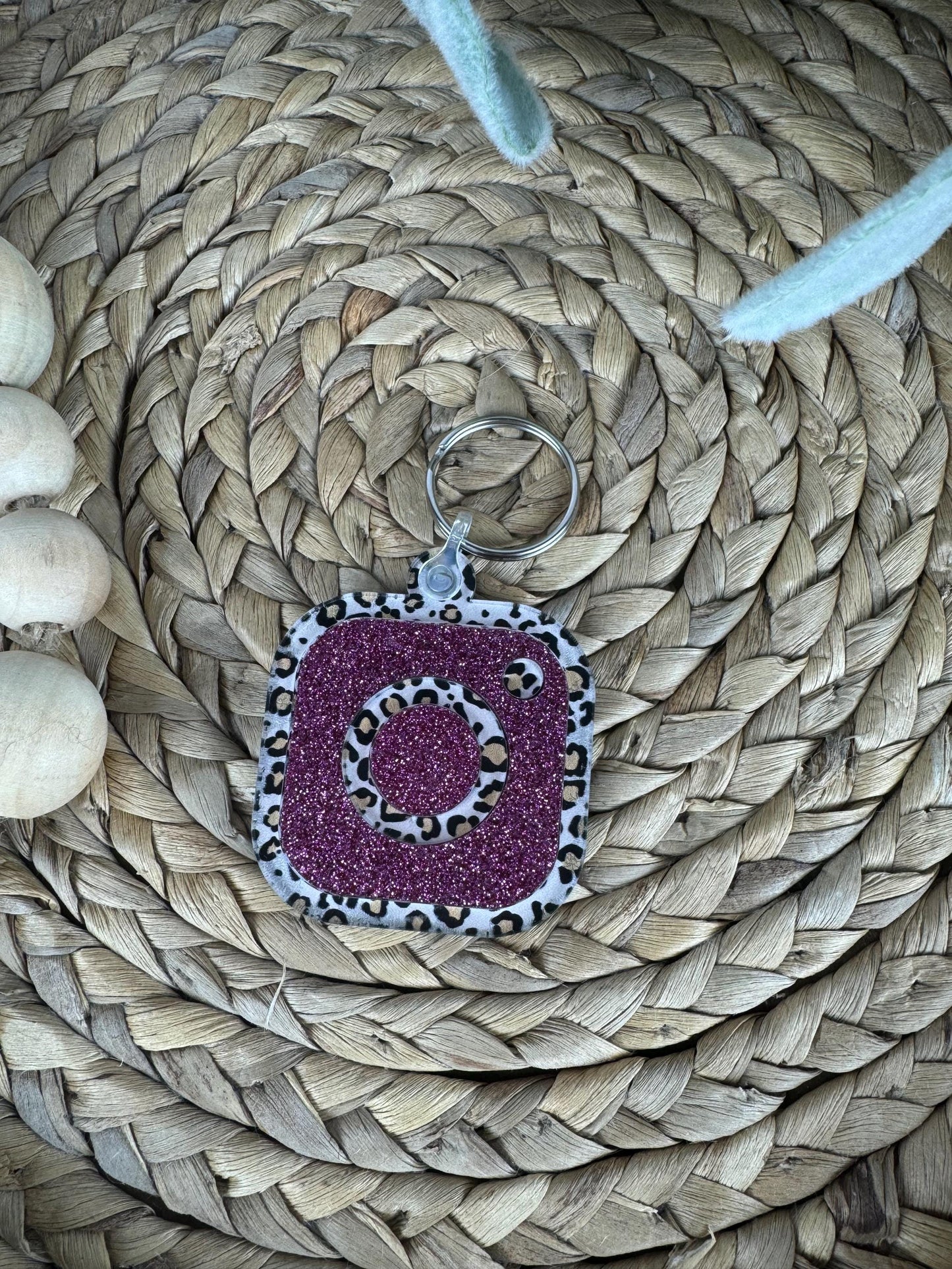 Instagram NFC Keychain: Leopard Print Glitter Social Media Accessory