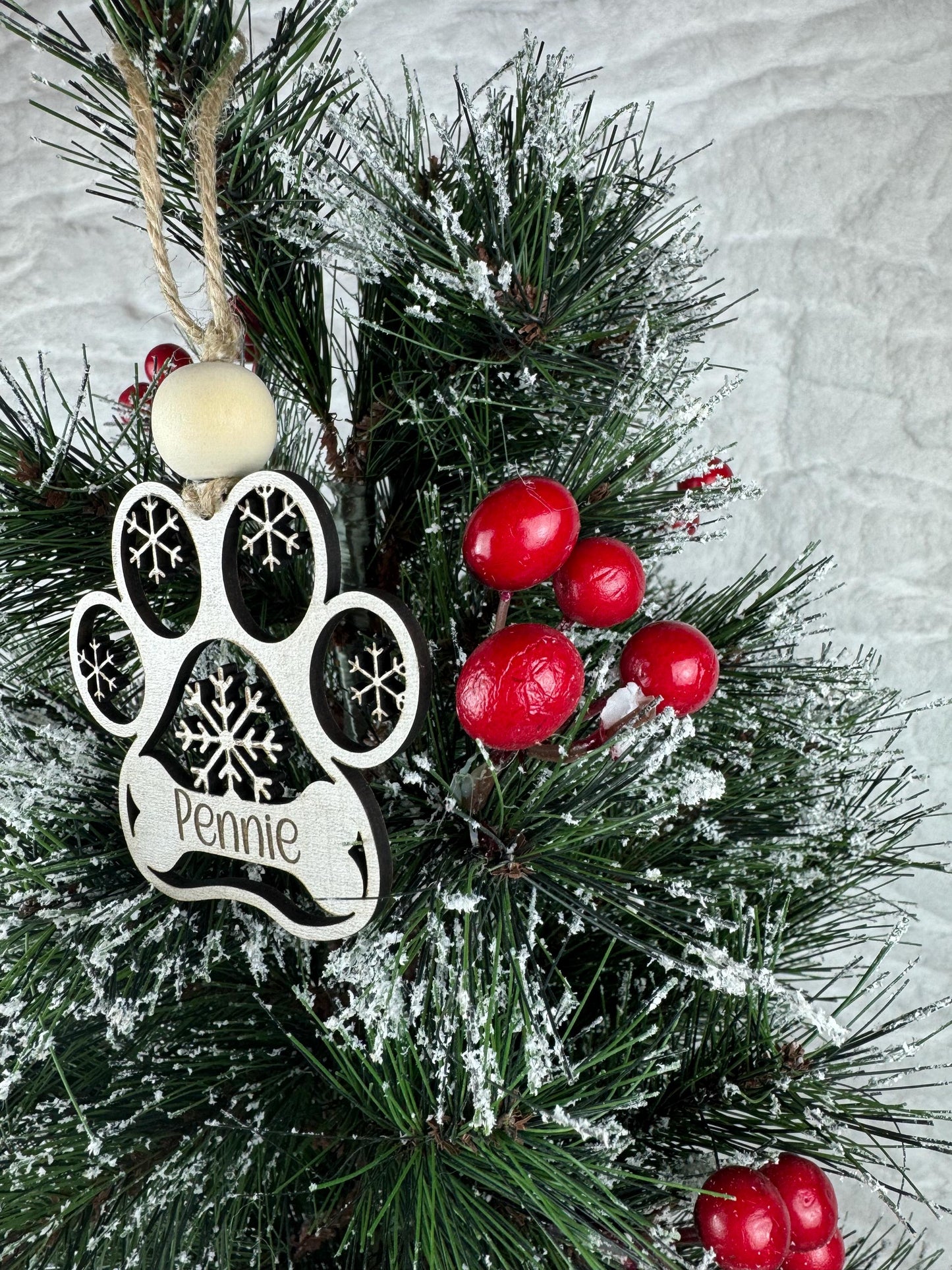 Personalized Dog Ornament: Custom Pet Christmas Decoration