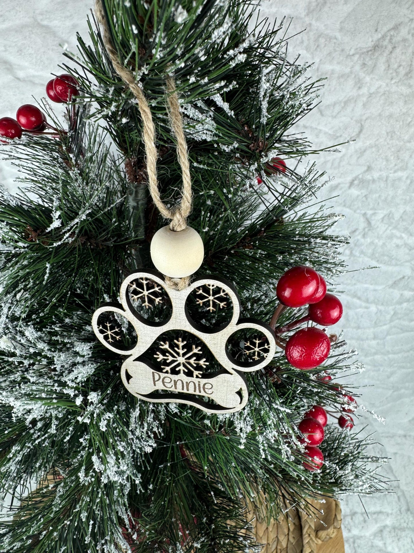 Personalized Dog Ornament: Custom Pet Christmas Decoration